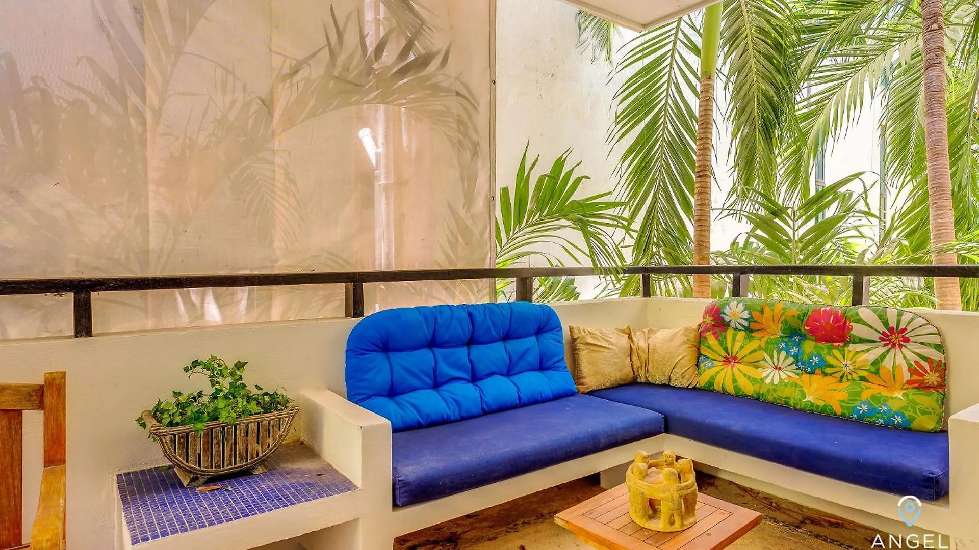 New Tropical Vibe Condo With Roof Pool Beach 3 Blks Playa del Carmen