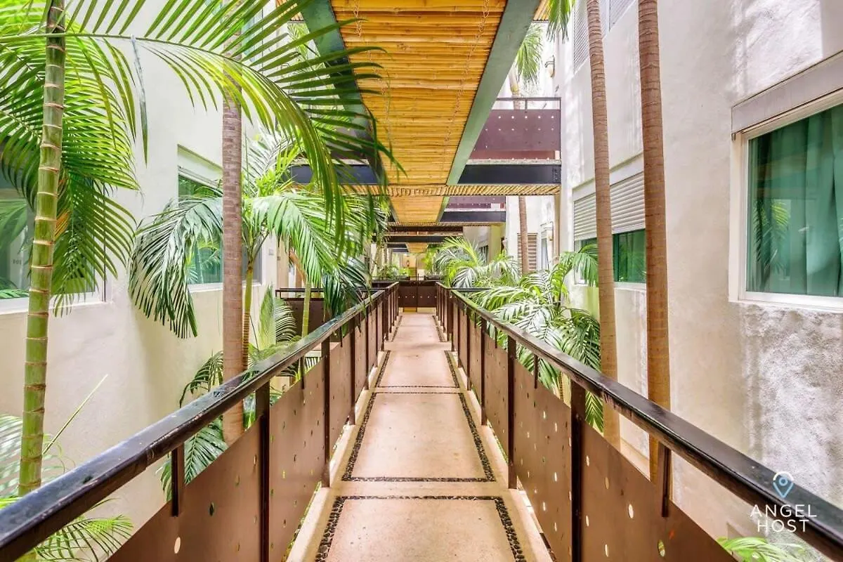 New Tropical Vibe Condo With Roof Pool Beach 3 Blks Playa del Carmen
